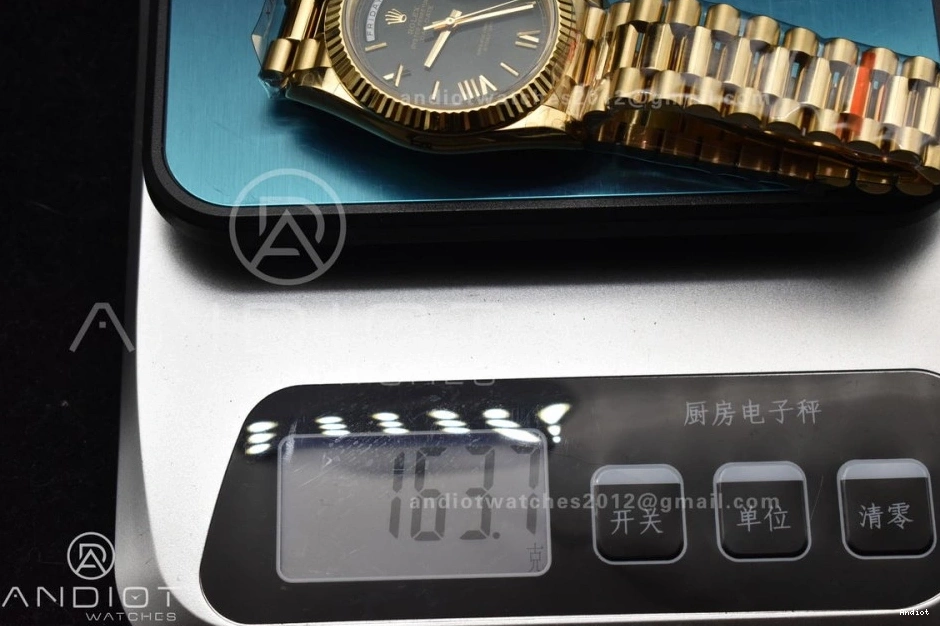 President Gain Markers Bracelet Roman DayDate Green on V A3255 904L Dial Weight GMF EasyMatch YG Steel 754 40 0707